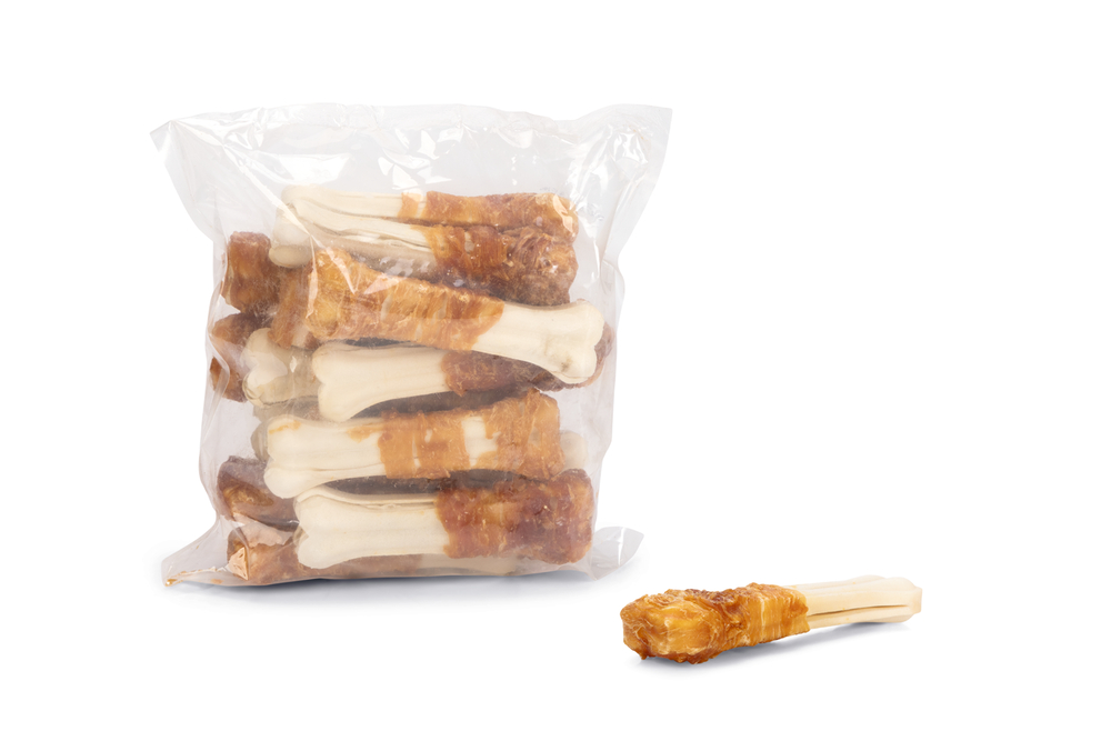 Beeztees Culinair Kauwbot met kip. Bulk 14 stuks 18 cm.